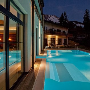 Alpin Chalet in Oberjoch: Prospekte Alpin Chalet in Oberjoch: Prospekte