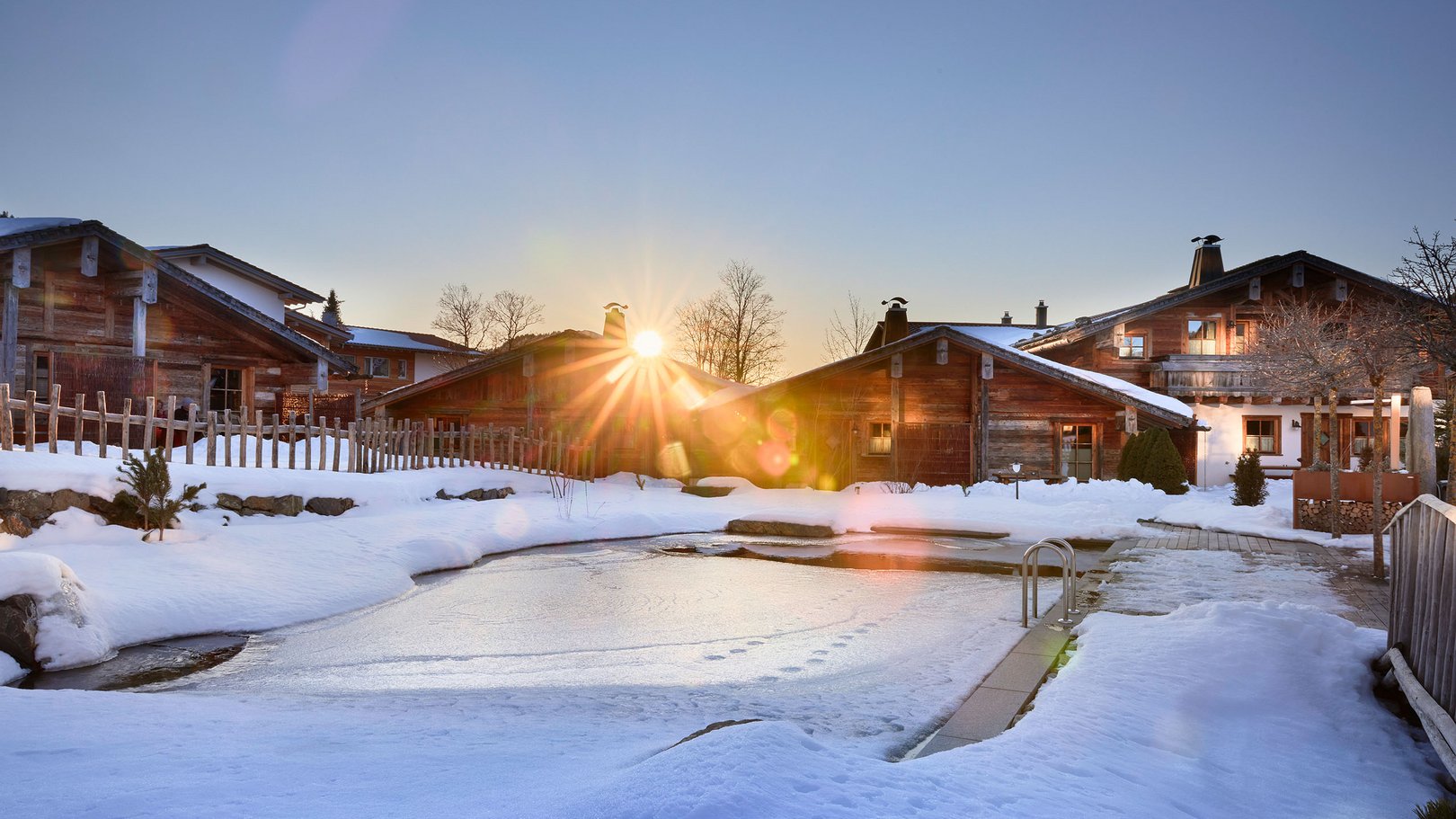 NEU: Naturpool NEU: Naturpool